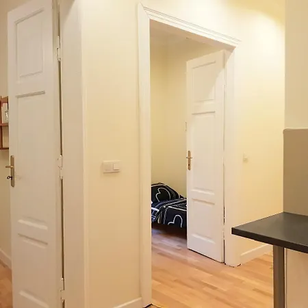 Apartment Cool *